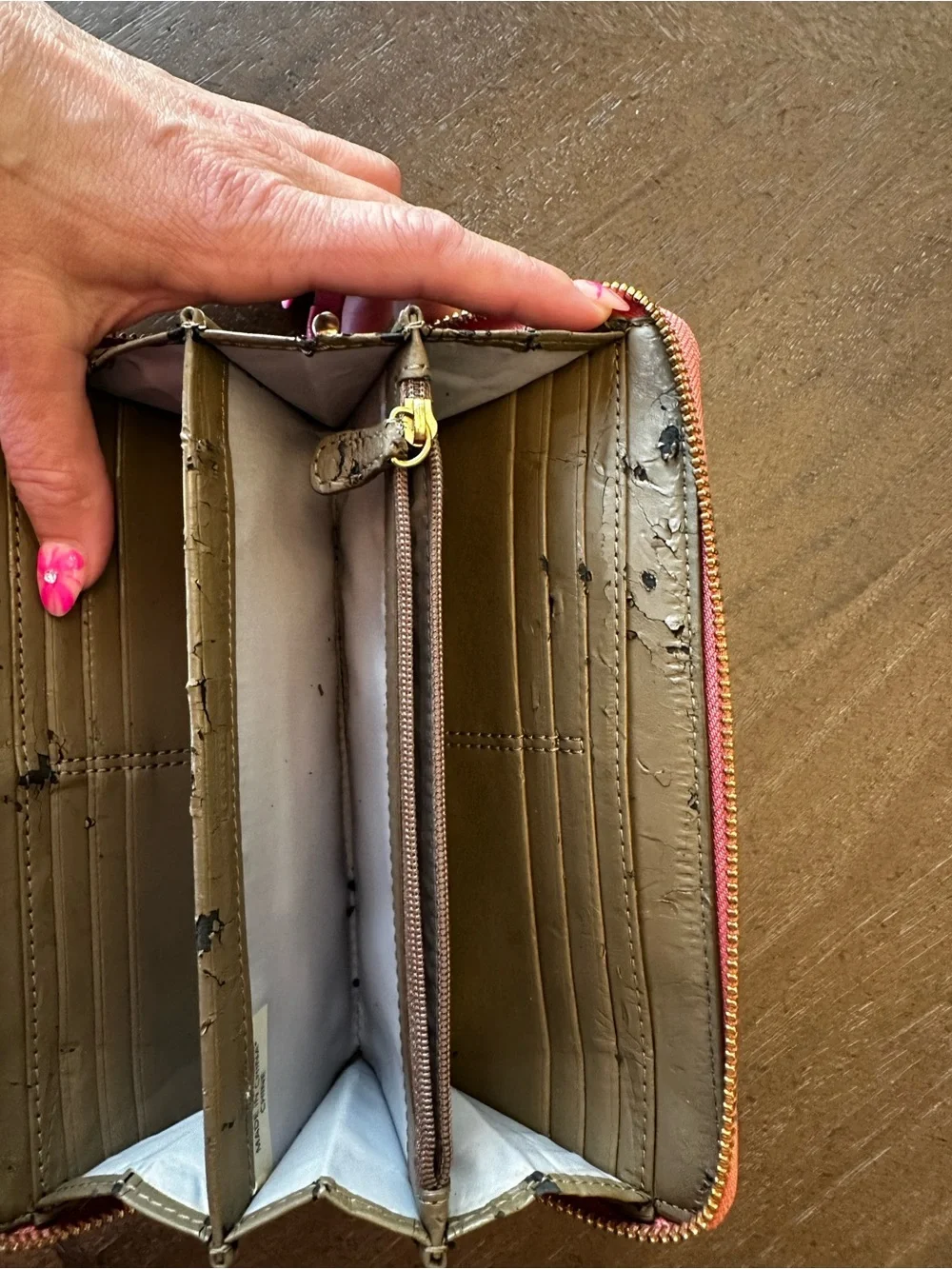 COACH Poppy Continental wallet- LOOK AT ALL PICS